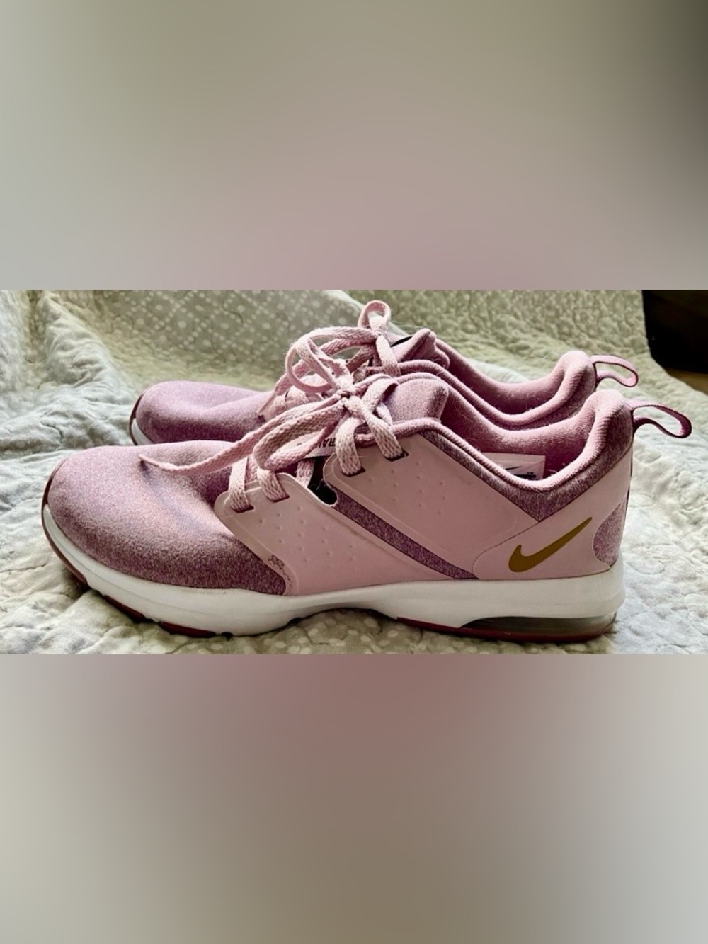 Women’s Nike Air Bella TR size 7